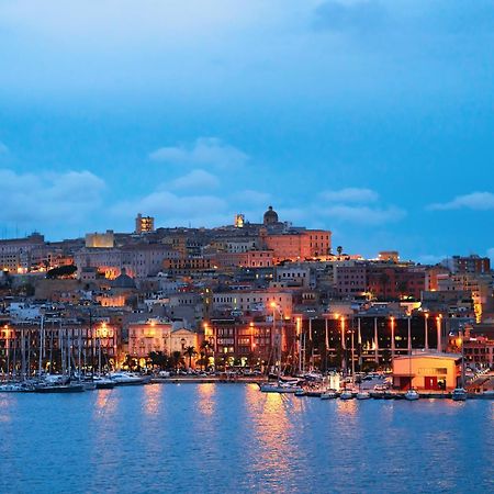 Casa Storica Di Charme Con Vista Mare Nel Cuore Di Cagliari Eksteriør bilde
