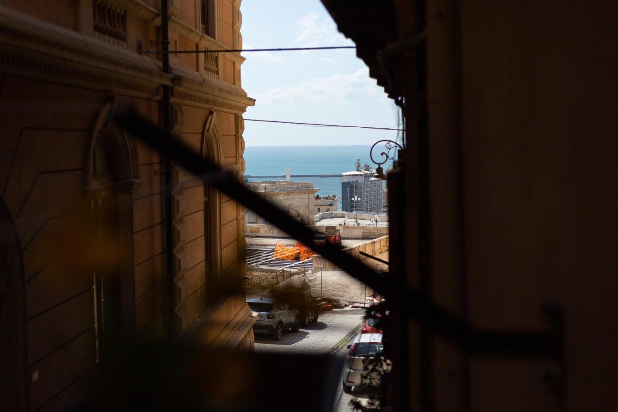 Casa Storica Di Charme Con Vista Mare Nel Cuore Di Cagliari Eksteriør bilde